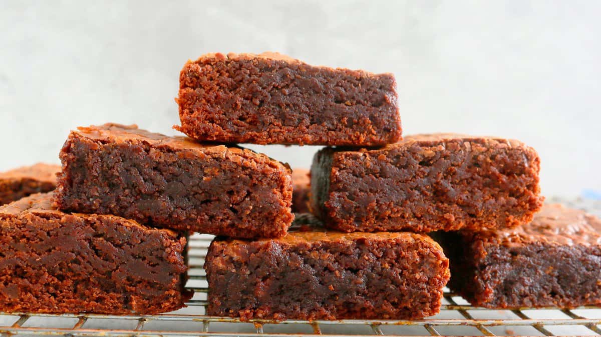 4 Ingredient, Gluten Free Nutella Brownies