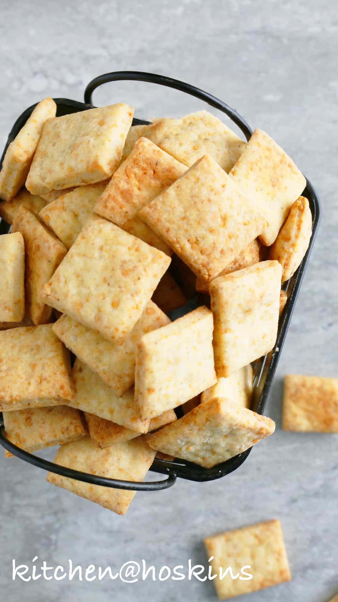 homemade parmesan cheese crackers