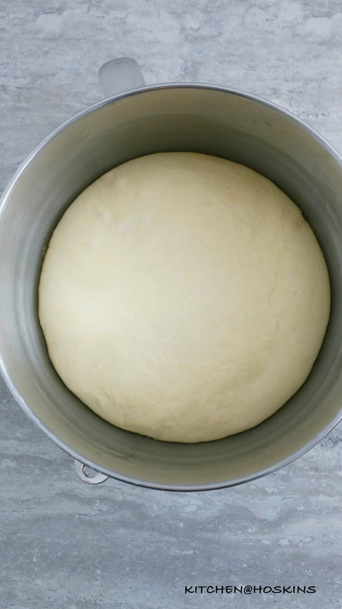 easy HOMEMADE PIZZA DOUGH