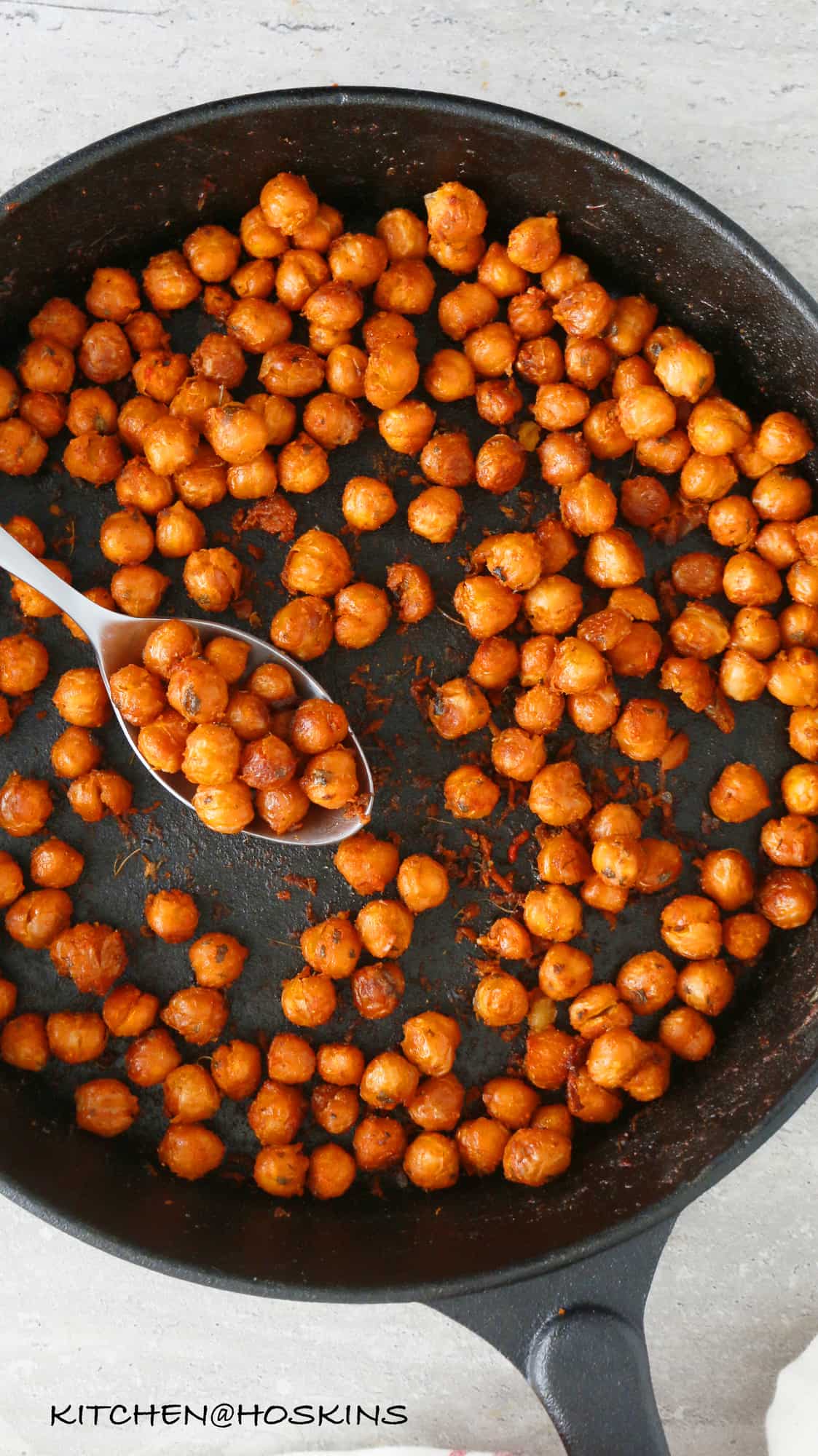 indian spicy roasted chickpeas
