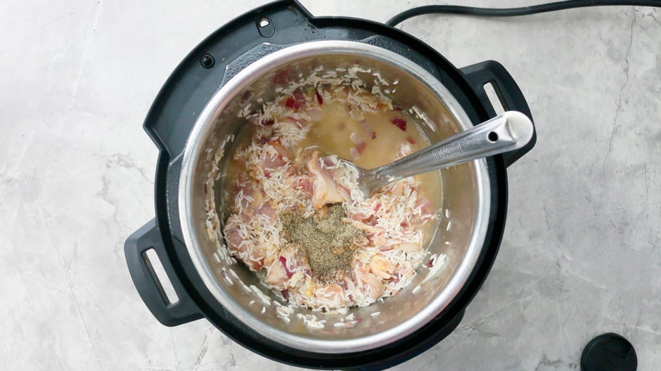 chicken stock, rice, chicken, onion in instant pot