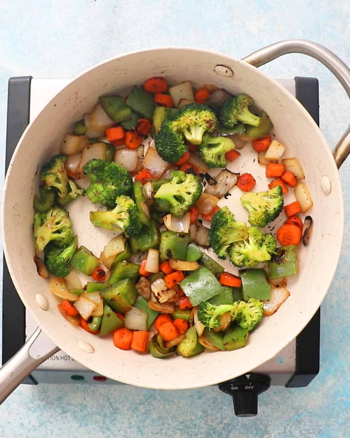 Spicy Hunan Chicken Recipe (easy 30 minute dinner) | Kitchen At Hoskins