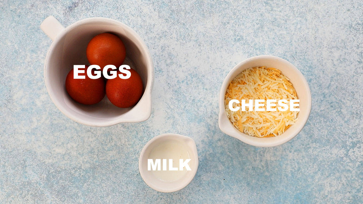 ingredients needed to make omelette.