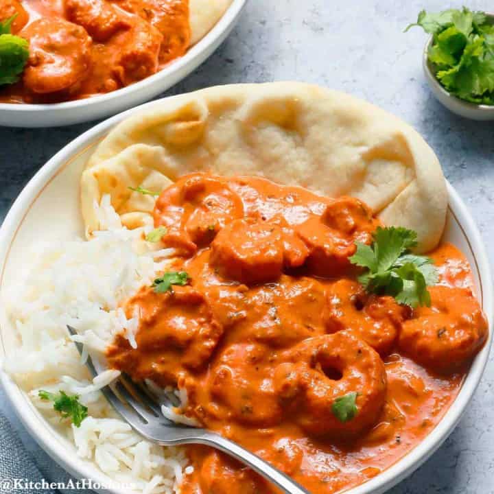 shrimp with indian butter sauce, rice and naan