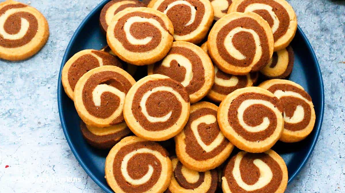round plate with shortbread pinwheel cookies. 