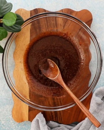 brown spice mixture in a glass bowl.